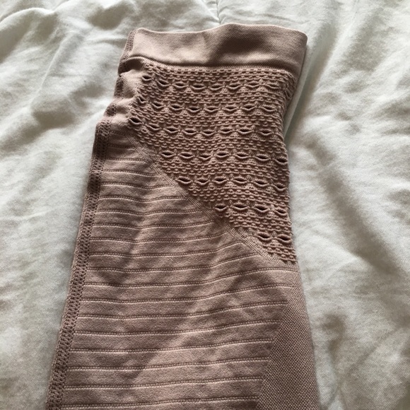 Gymshark nude/pink leggings size small - Picture 10 of 14